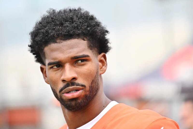 “Claramente melhor que Shedeur Sanders”: Tony Grossi, insider do Browns, fala sobre o comentário do técnico do QB sobre a decisão do quarterback titular
