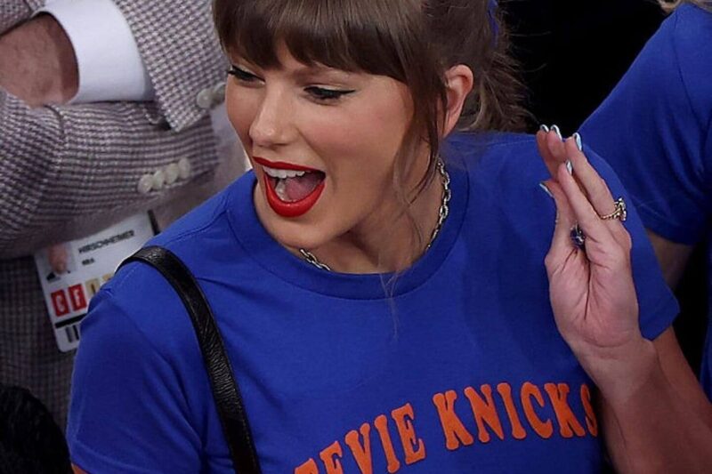 Taylor Swift entre celebridades proeminentes no MSG para o jogo 4 das finais da NBA