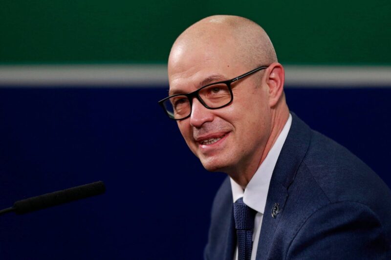 Kraken contratou Patrik Allvin como vice-presidente e gerente assistente, Pascal Vincent como assistente técnico