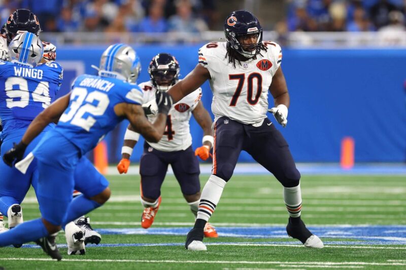 Minicamp dos Bears: LT Braxton Jones confiante, saudável e de volta ao papel de titular
