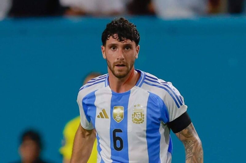 Marcos Senesi para o Tottenham: A escolha perfeita para executar os planos de Roberto De Zerbi?
