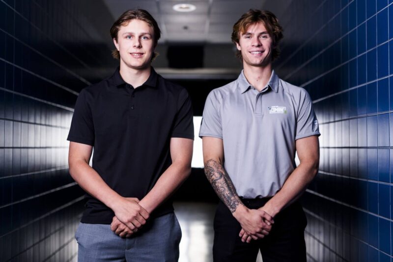 Gavin McKenna e Ivar Stenberg lideram a classificação do Draft da NHL de 2026 do “The Athletic Hockey Show”
