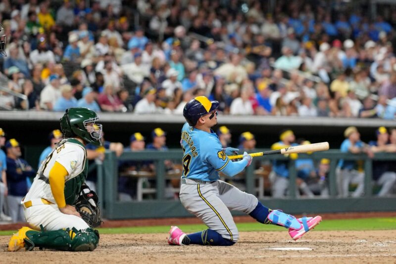 Pat Murphy unpacks Brewers 15, A’s 14 in Vegas: ‘Craziest game I’ve ever been a part of’