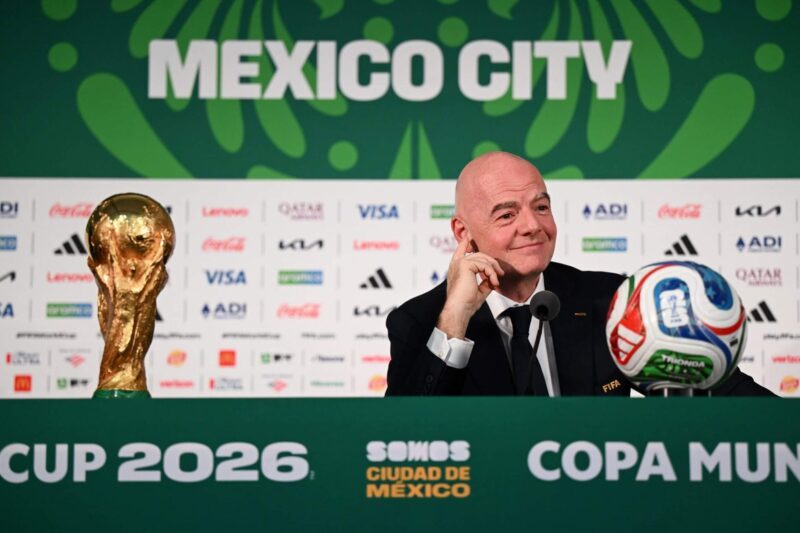Divagações de forma livre, desorientação e sem arrependimentos. Gianni Infantino diz que é hora de começar a ‘festa’ da Copa do Mundo