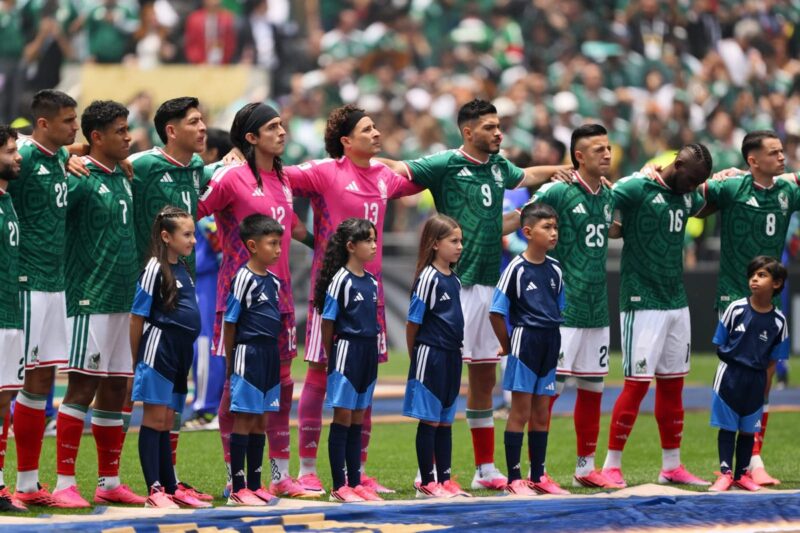 Por que tantos jogadores usam calçados rosa na Copa do Mundo?
