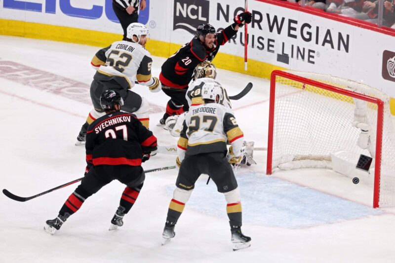 Os furacões assumem o controle no jogo 5 e levam os Golden Knights à beira da final da Stanley Cup: Takeaways
