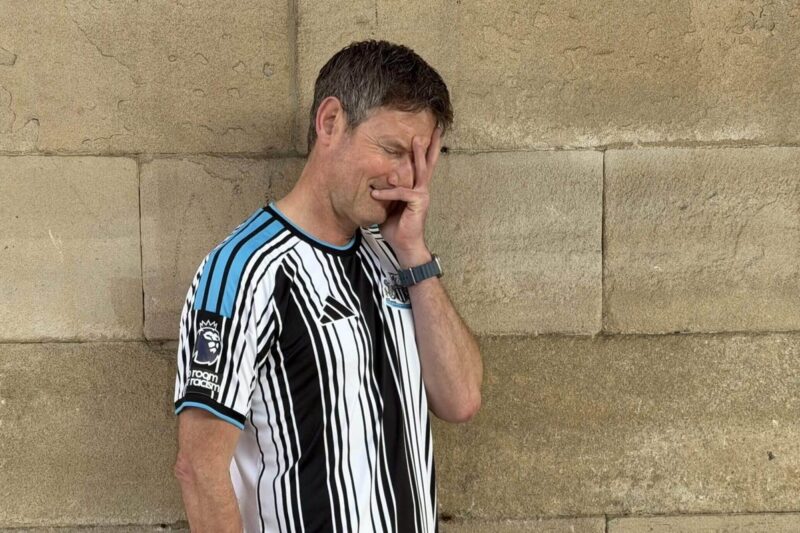 O novo kit caseiro do Newcastle: ‘Horrível, deselegante e enigmático’, futuro clássico ou ambos?
