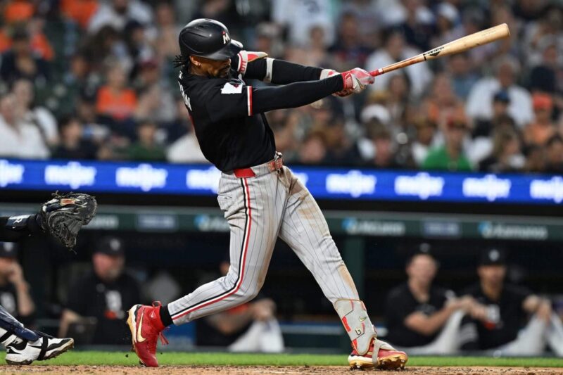 Byron Buxton, atormentado pelas lutas do RISP, acerta um home run importante na vitória dos Twins sobre os Tigers