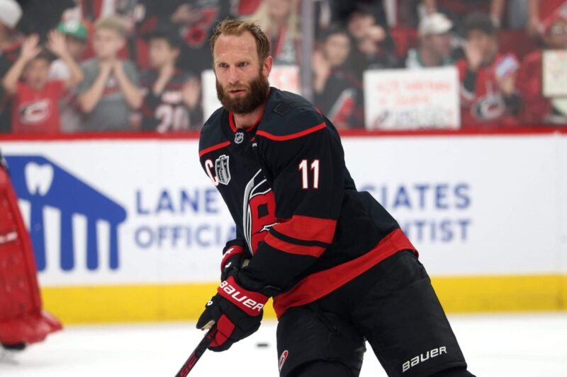 Jordan Staal, do Hurricanes, faz história ao marcar no quinto jogo consecutivo da final da Stanley Cup