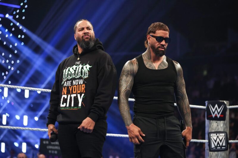 3 maneiras pelas quais a WWE deveria contratar The Usos em vez de empurrar Jey Uso como uma estrela solteira