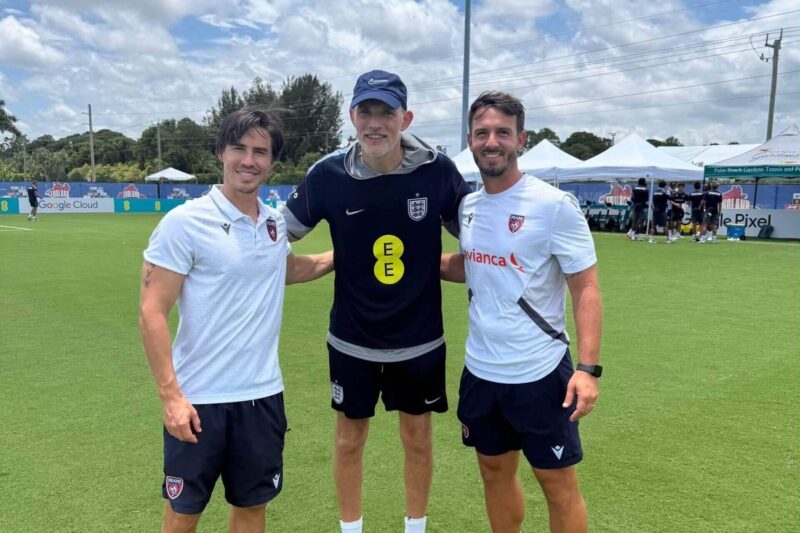 Por dentro do amistoso secreto da Inglaterra na Copa do Mundo: a ‘classe’ de Toney, selfies de Bellingham e Tuchel esclarece