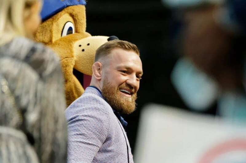 MLB investiga médico da equipe Dodgers por apoiar o uso de PED de Conor McGregor: tudo o que você deve saber