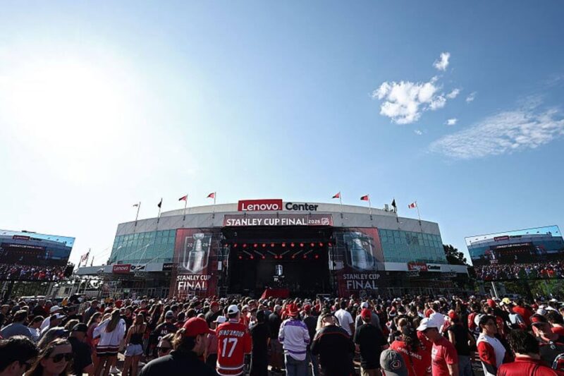 Atualizações ao vivo de Golden Knights x Hurricanes: horário de início, escolhas e previsões da final da Stanley Cup 2026, jogo 5