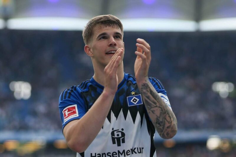 Brighton faz oferta de £ 30 milhões pelo zagueiro do Tottenham, Luka Vuskovic