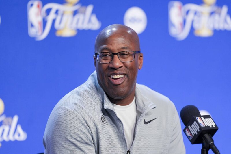 The Bounce: a jornada caótica de Mike Brown até o título da NBA